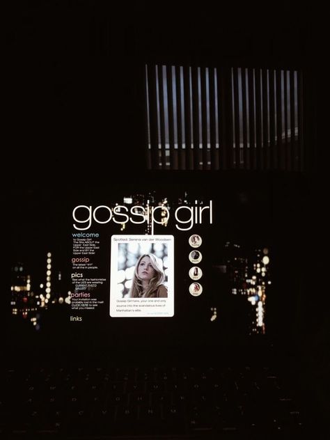 Gossip Girl New York, Stargirl Aesthetic, Gossip Girl Aesthetic, Chuck And Blair, Aesthetic City, Serena Van Der Woodsen, Super Rich Kids, Diamond Life, New York Aesthetic