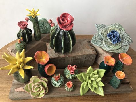 Cactus de ceramica | Ceramic wall art, Hand built pottery, Pottery handbuilding Clay Projects For Kids, Ceramic Cactus, Christmas Cactus Plant, Cactus Ceramic, Pottery Handbuilding, Ceramic Artwork, Keramik Design, Garden Pottery, Flower Sculptures