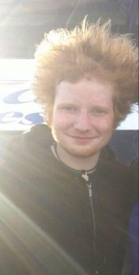 VO5 wax for my ginger hair. Ed Sheeran :) Ginger Meme, Curly Ginger Hair, Ginger Hair Men, Ginger Kids, Hair Meme, Mister Ed, Ed Sheeran Love, Really Curly Hair, Boy Meme