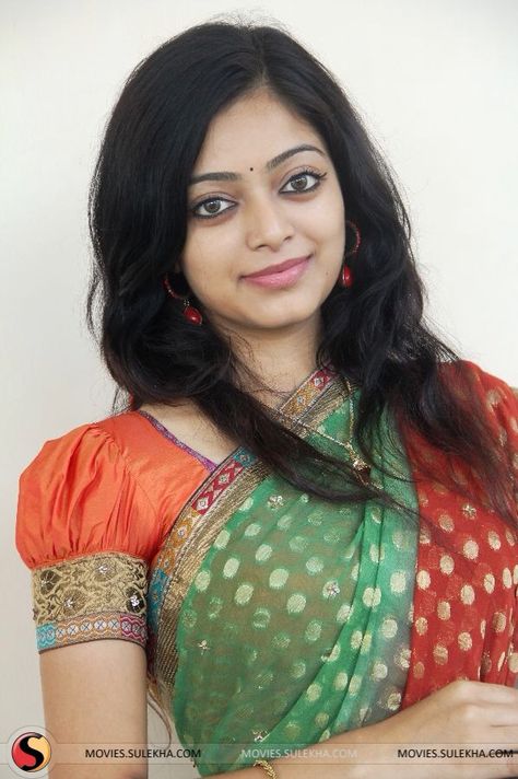 Saree blouse Fuga Sleeves, Janani Iyer, Langa Blouse, Hands Design, Sleeves Blouse, Blouse Hand Designs, Blouse Designs Latest, Blouse Design Models, Designer Blouses