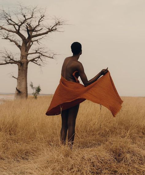 IGNANT on Instagram: “Marseille-based photographer @charlotte_lapalus visited the landscapes of Senegal to delve into an enthralling editorial that unpacks the…” Africa Tourism, Black Photography, African People, French Photographers, Afro Art, Art Model, Editorial Photography, Tree Of Life, Photography Inspiration