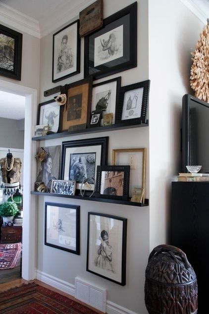 Save time and space by layering frames and knick-knacks on a ledge | 32 Creative Gallery Wall Ideas To Transform Any Room Koti Diy, Framed Pictures, Decoration Inspiration, Decor Minimalist, Cheap Decor, A Living Room, Small Living Room, Small Living, Home Look