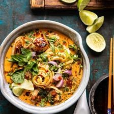 30 Minute Thai Chicken Meatball Khao Soi | halfbakedharvest.com #thai #coconut #healthy Thai Chicken Meatballs, Half Baked Harvest Recipes, Chicken Meatball, Khao Soi, Curry Noodles, Harvest Recipes, Thai Chicken, Half Baked, Chicken Meatballs