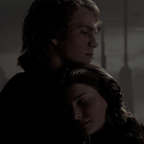 Hayden Christensen Revenge Of The Sith, Padme Revenge Of The Sith, Revenge Of The Sith Aesthetic, Anidala Aesthetic, Sith Aesthetic, Female Sith, Anakin Vader, The Revenge, Revenge Of The Sith