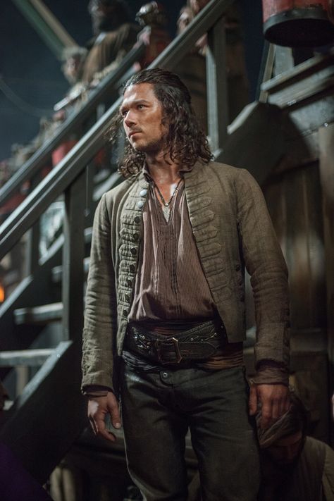 Long John Silver - Luke Arnold Luke Arnold Black Sails, Black Sails John Silver, Pirate Men, Jungle Princess, Luke Arnold, Black Sails Starz, Charles Vane, Pirate Stuff, Captain Flint