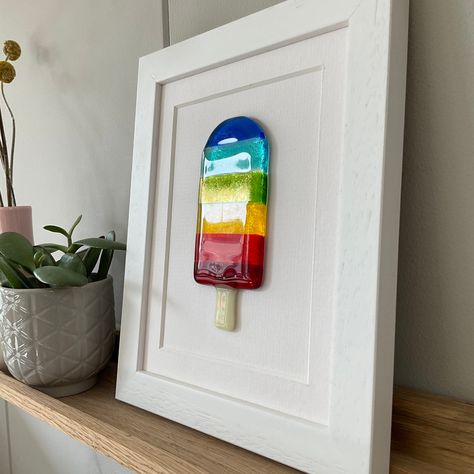 Rainbow Ice Lollies, Fused Glass Rainbow, Bee Pictures, Glass Picture Frames, Glass Fusion Ideas, Fused Glass Artwork, Mount Board, Glass Fusing Projects, Fused Glass Ornaments