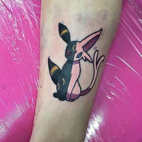 Cool Pokemon Eeevee tattoo. Tags: Cool, Creative Espeon Tattoo, Umbreon Tattoo, Umbreon Espeon, Umbreon And Espeon, Nerdy Tattoos, Kunst Tattoos, Geek Tattoo, Pokemon Tattoo, 4 Tattoo