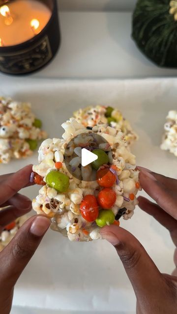 PureWow on Instagram: "You can’t have a Halloween movie night without popcorn, and this seasonal snack idea is as festive as it is yummy. 🎬🍿 Send this to the person you want to kick off the spooky season with. 

#Halloween #fall #autumn #movienight #popcorn #snackideas #spookyseason #thepersonwhosentyouthis" Halloween Snacks For Kids, Halloween Movie Night, 2024 Recipes, Krispy Treats, Rice Krispy, Halloween Movie, Halloween Snacks, Seasonal Recipes, Halloween Movies