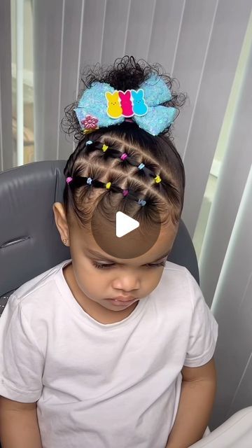 Gianna Lockett on Instagram: "Bows: @karitosbowtique  Products used • @frobabies Leave in • @frobabies Hair Gelle  #girlhairstyles #girlhair #hairtutorial #girlhairstyle #babyhair #hairstyleideas #babygirlstyle #curlyhair #easter #easterhair" Easter Bows, Girls Natural Hairstyles, Easter Hair, Girl Hair, Leave In, Baby Hairstyles, Hair Tutorial