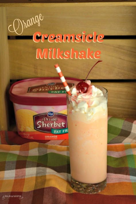 Creamsicle Milkshake Recipe, Orange Creamsicle Shake, Orange Creamsicle Milkshake, Creamsicle Recipes, Orange Milkshake, Creamsicle Milkshake, Milkshake Recipe Easy, Sherbet Punch, Best Milkshakes