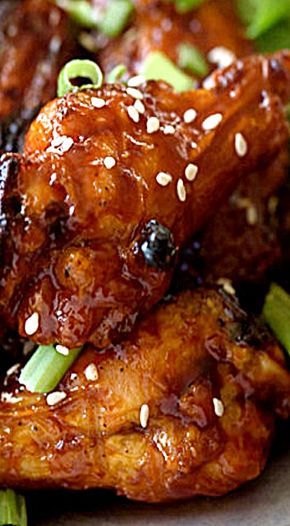 Honey Wings Recipe, Chicken Wings Oven, Wing Flavors, Wings Oven, Crispy Oven Baked Chicken Wings, Honey Garlic Wings, Baked Honey Garlic Chicken, Bbq Chicken Wings Recipe, Oven Chicken Wings