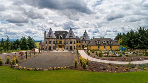 West Linn Oregon, Stucco Homes, Corporate Retreat, Downtown Portland, French Chateau, Back Patio, Luxury Property, Luxury Real Estate, Virtual Tour