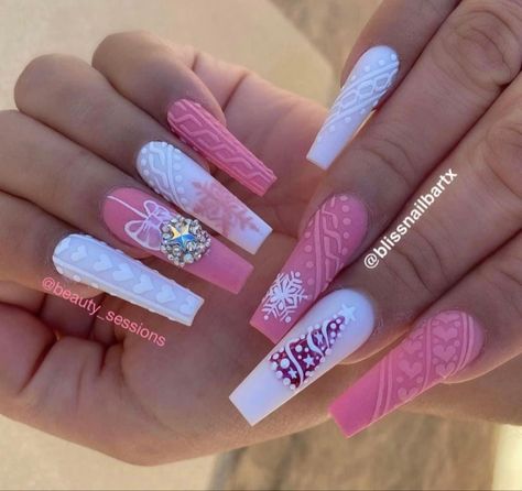 Christmas Sweater Nails, Boho Nails, Nails Art Designs, Plaid Nails, Winter Nails Acrylic, Sweater Nails, Christmas Nails Acrylic, Summer Acrylic Nails, Pink Acrylic Nails