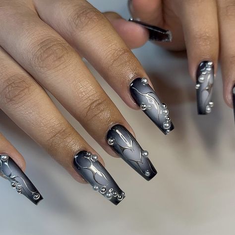 Gray And Black Nails, Black Gray And Silver Nails, Black And Silver Nails Acrylic Long, Grey Gothic Nails, Black And Grey Nails, G59 Nails, Black And Silver Goth Nails, Glam Goth Acrylic Nails, Goth Airbrush Nails