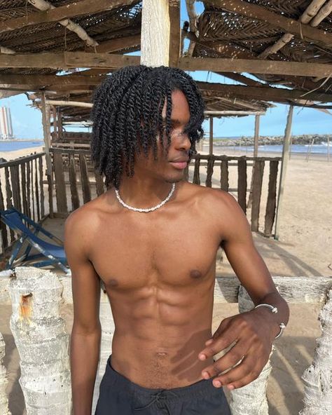 Black Men Hairstyles Twist, Two Strand Twist Men, Twist Out 4c Hair, Locks Hairstyle, Twist Hair Men, Two Strand Twist Hairstyles, Black Boy Hairstyles, Mens Twists Hairstyles, Cornrow Designs