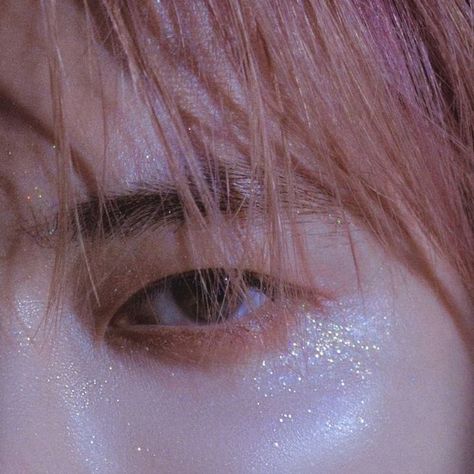 Media posts by ☆ ‏‏ (@MOANVILLE) / X Txt Glitter Makeup, Txt Lullaby Aesthetic, Txt Glitter, Taehyun Ethereal, Taehyun Lullaby, Txt Lullaby, Txt Details, Txt Concert, Concert Outfit