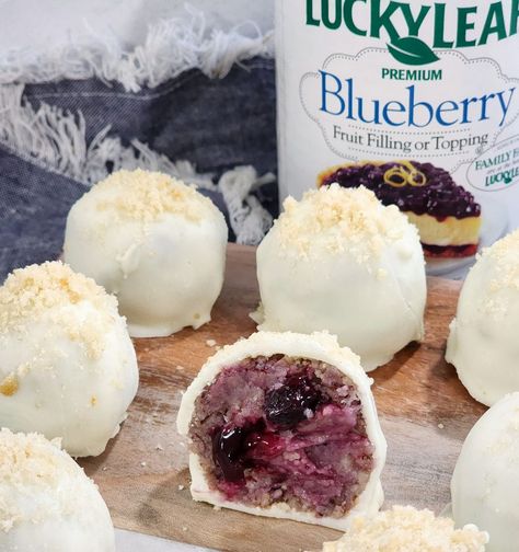 Sugar Cookie Truffles, Cookie Truffles, Cream Cheese Sugar Cookies, Sugar Plums, Lucky Leaf, Blueberry Fruit, Easy Holiday Recipes, Buy Cookies, Easy Blueberry