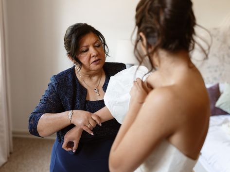 Happy Mother's Day to our Mums, Grandmother's, Step-Mum's, Aunties and all in between! 💕🥂🥰 #toptenvenuesuk #weddingideas #englishcountryside #shropshirefoodie #fallinlovewiththeapleyestate🤍 📸@laurenjuliettephoto 📸@lewismembery 📸@artisanxphotography 📸@arjphotographyuk Step Mum, English Countryside, Happy Mothers Day, Happy Mothers, Mothers Day, Mother's Day, On Instagram, Quick Saves, Instagram