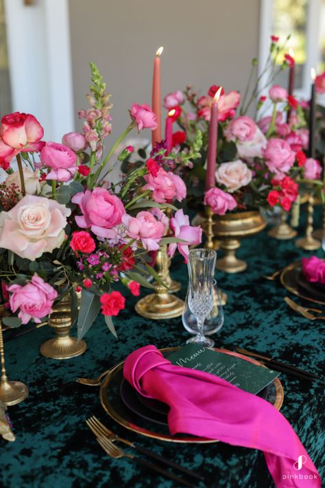 Magenta Emerald Wedding, Pink Roses Decor, Hot Pink And Gold Centerpieces, Black And Fuschia Wedding, Emerald Green And Fuschia Wedding Decor, Winter Pink Wedding Color Palettes, Emerald Green Fuschia Wedding, Magenta Tablescape, Hot Pink And Emerald Green Wedding