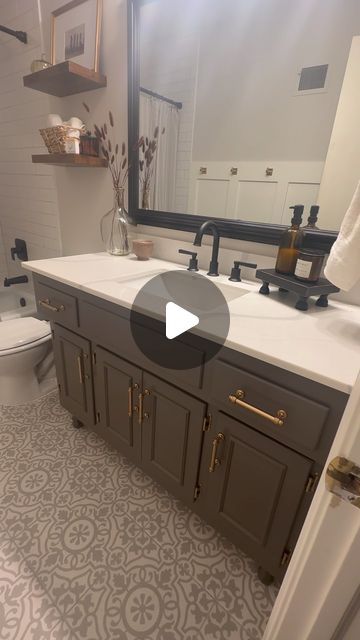 Renovation of bathroom. DIY vanity project and sheet update with new tile Shower Tile Ideas, Painted Cabinets, Bathroom Diy, Diy Vanity, Tile Ideas, Painting Cabinets, Manor House, Diy Bathroom, Sherwin Williams