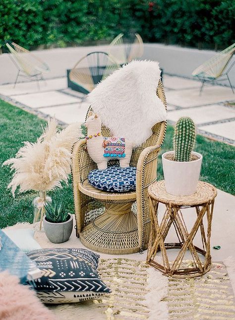 Llama Baby Shower Ideas Girl, Llama Baby Shower Ideas, Three Esta, Boho Llama, Summer Baby Shower Themes, Mexican Babies, Llama Party, Llama Birthday, Summer Baby Shower