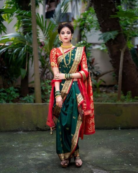 Paithani Saree Traditional Look, Traditional Dress Quotes, Nauvari Look, Dandiya Outfit, Maharashtra Saree, Bride To Be Dresses, Day Wedding Outfit, Indian Wedding Dress Traditional, Wedding Saree Designs