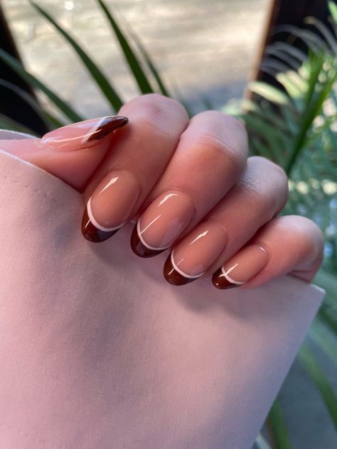 Brown and white tips on almond nails White Nails With Brown Designs, Brown And White French Tip, Brown And White French Tip Nails, Brown Acrylic Nails, White French Tip, Square Nail Designs, White Tip, Striped Nails, French Tip Acrylic Nails