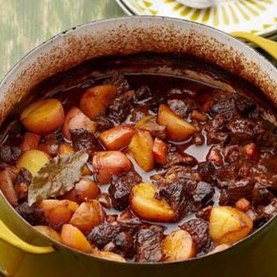 SHOW: Secrets of a Restaurant Chef EPISODE: The Secret to Beef Bourguignonne Beef Bourguignon Recipe, Cranberry Muffins, Carne Asada, Beef Dishes, Stew Recipes, Comfort Foods, Food Network, Pot Roast, Soups And Stews