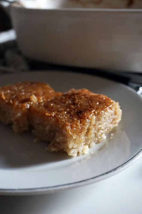 Malagkit Rice Recipe, Biko Recipe, Recipes Using Rice, Bibingka Recipe, Sticky Rice Cakes, Rice Cooker Recipes, Caramel Recipes Sauce, New Year's Food, Filipino Desserts