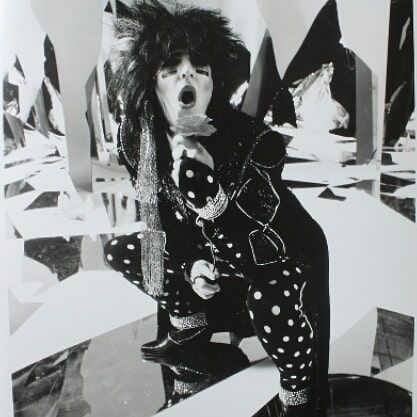 Nikki Sixx Rare, Motley Crue Nikki Sixx, Jim Morrison Movie, Motley Crüe, Heavy Metal Art, Heavy Metal Rock, Kings Of Leon, Nikki Sixx, Tommy Lee