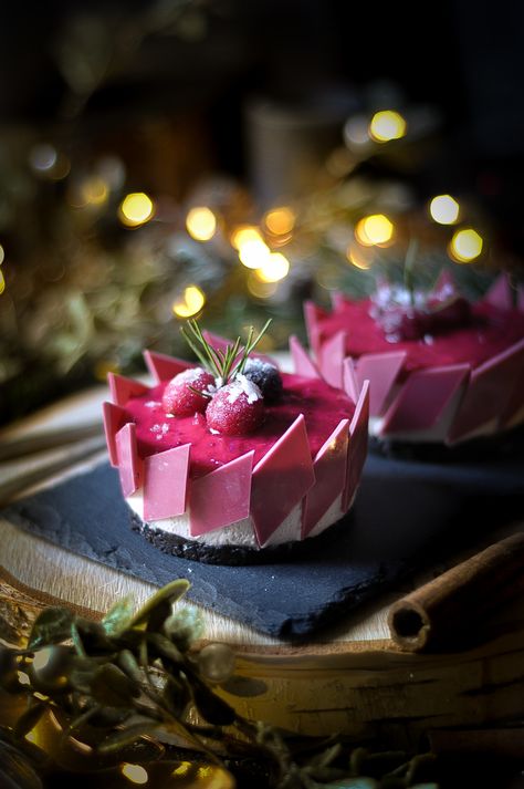 Ruby Chocolate Dessert, Cranberry Mousse Recipe, Christmas Fruit Dessert, Cranberry Mousse, Lime Meringue Pie, Cranberry Curd, Ruby Chocolate, Candied Cranberries, Turkish Desserts