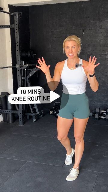 CHARLOTTE HAZELWOOD | STRENGTH & MOBILITY COACH on Instagram: "You’ve only got 10 mins so what to do…  Here’s a quick routine to get you started!  Disclaimer - if you have CHRONIC knee pain, please seek your local physio for a diagnosis first.  This is a great starting point to get that knee moving again & the muscles supporting it firing 🔥  Going to give this a try?  Comment with a YES 🚀" How To Strengthen Knees, Calf Exercises, Knee Exercises, Workout Moves, Muscle Pain, Knee Pain, Muscles, Australia