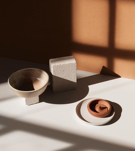 Ellie Baygulov on Instagram: “Some serious shadow play with @luvhaus” Dove Real Beauty, Shadow Shapes, Amazing Food Photography, Object Photography, Shadow Photography, Prop Styling, Shadow Play, Mood Board Inspiration, Coffee Photography