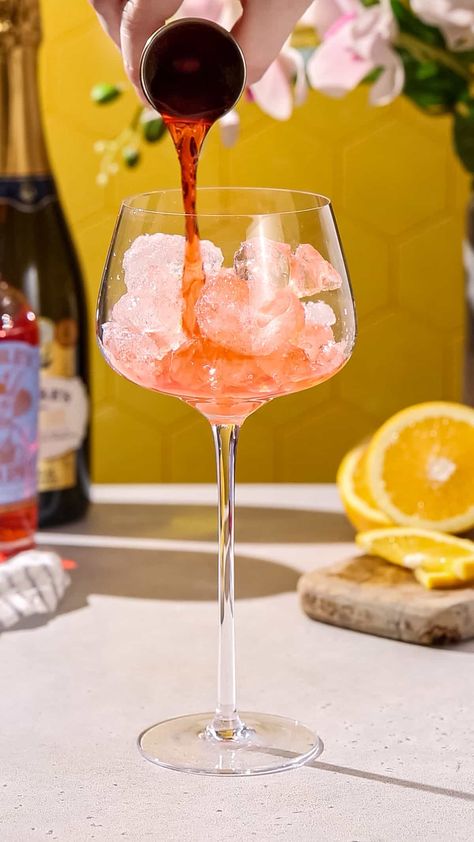 This Non-Alcoholic Aperol Spritz is such a refreshing and tasty mocktail version of the classic Aperol Spritz cocktail! With just three ingredients, this simple drink is always a hit, and this alcohol free version tastes so close to the original. Perfect for a hot summer afternoon or sipping poolside! Tasty Mocktail, Spritz Cocktail, Classic Cocktail, Summer Afternoon, Three Ingredient, Aperol Spritz, Free Fun, Classic Cocktails, Non Alcoholic