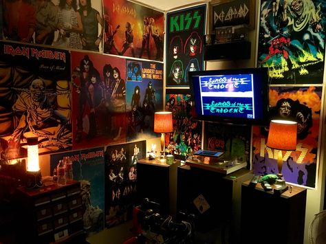 Various bands in the metal room. Heavy Metal Bedroom Ideas, Heavy Metal Room Ideas, Metal Bedroom Aesthetic, Metal Room Ideas, 80s Metal Room, Black Metal Room Aesthetic, Heavy Metal Room Aesthetic, Metal Room Aesthetic, Rock Band Room Aesthetic