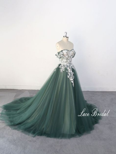 Dark Green Wedding Dress, Sage Green Wedding Dress, Emerald Wedding Dresses, Emerald Green Wedding Dress, Green Wedding Dress, Wedding Gown A Line, Dark Green Wedding, Green Wedding Dresses, Ivory Lace Wedding Dress