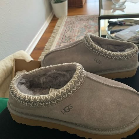 Ugg Cozy Knit Slippers, Ugg Cozy, Tazz Slippers, Ugg Tazz, Ugg Slippers Women, Ugg Tasman Slippers, Birkenstock Boston Shearling, Boston Shearling, Slipon Shoes