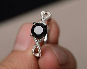 Attitude Boy, Black Spinel Ring, Silver Promise Rings, Spinel Ring, Cushion Cut Ring, Design Earrings, Black Spinel, Lovely Ring, Pretty Rings