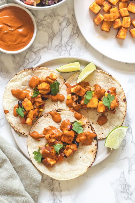 Paneer Tacos Recipe, Paneer Tacos, Fibre Recipes, Corn Bean Salsa, Veggie Fajitas, Avocado Lime Dressing, Spicy Guacamole, Desi Khana, School Lunch Recipes