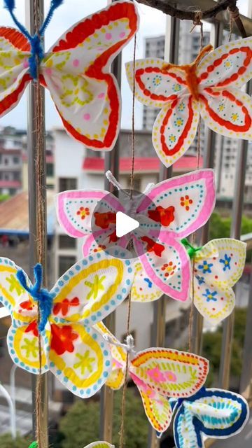 paper crafts creator on Instagram: "Title: "Dancing Butterfly Wind Chimes: Creative Paper Towel Craft!"  Hashtags: - #KindergartenHandmade - #Handmade - #HangingDecorations - #WindChimeHandmade - #SpringColor" Handmade Wind Chimes Crafts, School Holiday Crafts, Kids Sewing Crafts, Art Camp Projects, Paper Towel Crafts, Butterfly Wind Chime, Mobiles For Kids, Summer Art Projects, Wind Chimes Craft