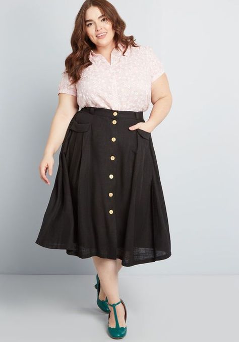 Plus Size Vintage Clothing, Spring Summer Capsule Wardrobe, Cheap Cocktail Dresses, Long Pencil Skirt, Midi Skirt Black, Midi Skirt Outfit, Cotton Midi Skirt, Feminine Blouses, Retro Graphic Tees