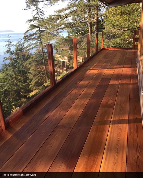 Red Cedar Deck, Cedar Decking, Cottage Deck, Green Deck, Exterior Railings, Glass Railing Deck, Deck Railing Ideas, Deck Stain, Deck Remodel