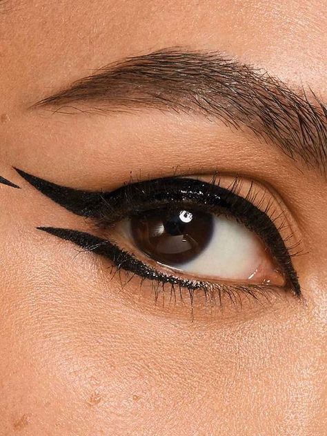 Get long-lasting beautiful eye makeup with our 9 Best Waterproof Eyeliners by Maybelline. Try smudge-proof, waterproof liners that create easy-to-apply looks. Best Waterproof Eyeliner, Eyeliner Styles, Waterproof Liquid Eyeliner, Makeup Mistakes, Hooded Eye Makeup, Beautiful Eye Makeup, Beautiful Eye, Eyeliner Looks, Make Mistakes