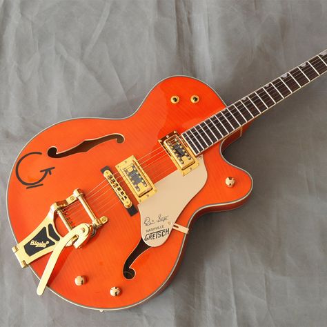 Electric Guitar Orange, Orange Guitar Aesthetic, Orange Guitar, Sam Evans, Art Rooms, Orange Things, Tropical Orange, Music Club, Mood Colors