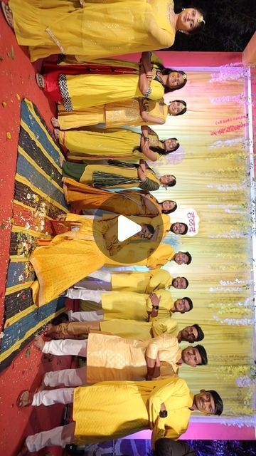 Simple Haldi Ceremony Outfit For Bride, Haldi Ceremony Outfit For Groom, Haldi Look For Groom, Mehndi Ceremony Outfit, Outfit For Haldi Function, Haldi Ceremony Outfit For Bride, Mehendi Photography Bridal, Haldi Look For Bride, Mehendi Outfits For Bride