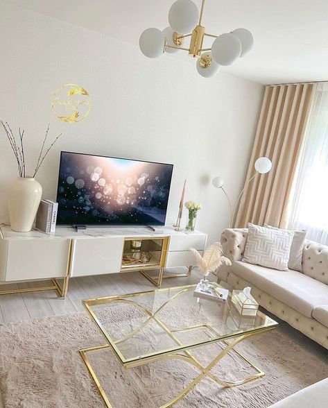 Beige And Gold Living Room, Cream And Gold Living Room, White And Gold Living Room, Golden Living Room, Small Apartment Decorating Living Room, Modern White Living Room, Simple Apartments, Gold Living Room, Living Room Decor Inspiration