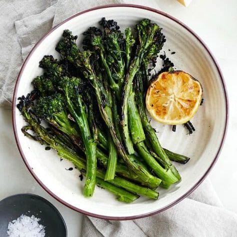 Grilled Broccolini with Lemon and Parmesan - It's a Veg World After All® Charred Broccolini Recipe, Grilled Brocollini, Grilled Green Onions, Healthy Cookout Food, Broccolini Recipe, Grilled Broccolini, Grilled Vegetable Salads, Dinner Italian, Grilled Broccoli