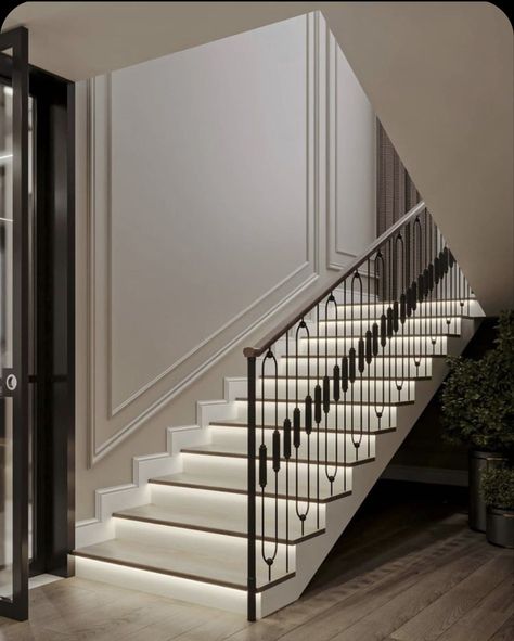 Wall Paneling Stairway, Panelling Stairs Stairways, Staircase Moulding Design, Classic Stairs Design, Stairs Molding, January Home Decor Ideas, Staircase Molding, Classic Staircase, درابزين السلم