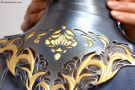 I Spent 518 Hours Making This Futuristic Medieval Armor That Is Lit From Inside And Flexible Armor Gorget, Floral Armor, Marisha Ray, Armor Pattern, Armor Dress, Chinese Artwork, Anime Games, Female Armor, Historical Armor