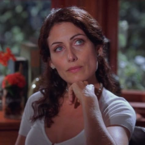 house md • lisa edelstein House Md Lisa Cuddy, Lisa Cuddy Outfit, Cuddy House Md, Dr Cuddy, Lisa Cuddy, Lisa Edelstein, House Cast, Gregory House, Medical Malpractice